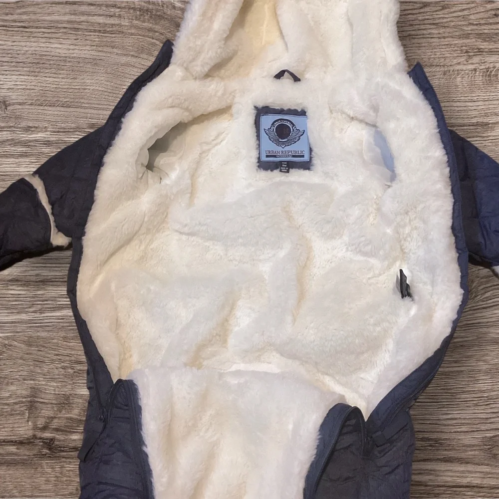 Urban Republic Baby Boys Navy Blue One Piece Plush Lined Snowsuit‎ 9 Months